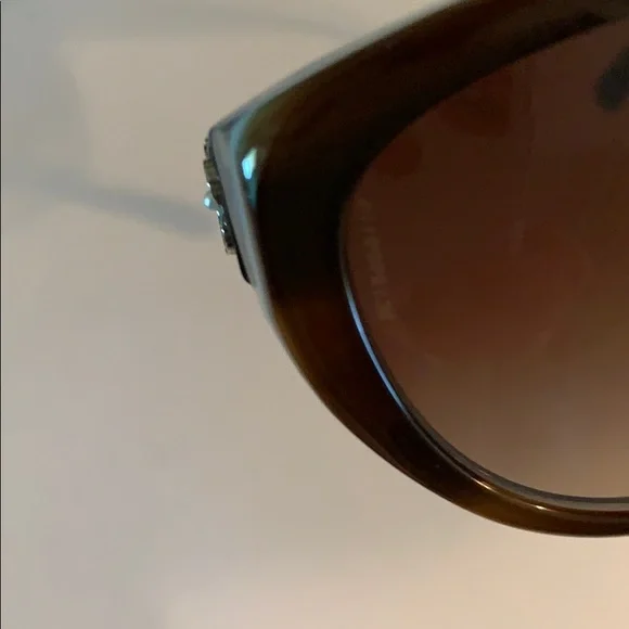 Chanel sunglasses - Picture 7 of 7